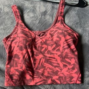 EUC lulu align top, size 4
